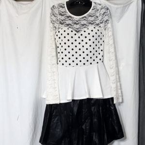 Manito white lace black polka dots peplum top